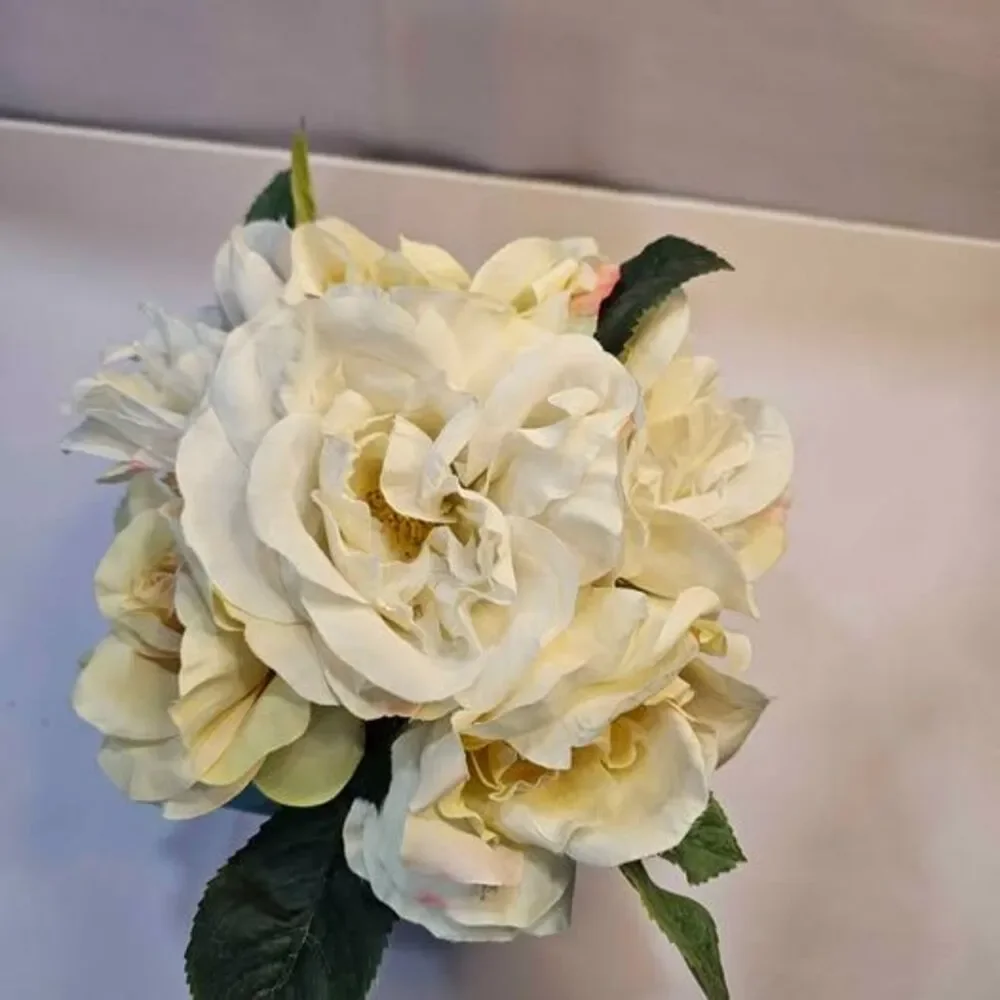 Artificial Rose Flower Arrangement in Teal Vase
